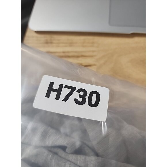 NEW Jessica Simpson Women's Size L Flutter Sleeve Top, Gray - Picture 6 of 6